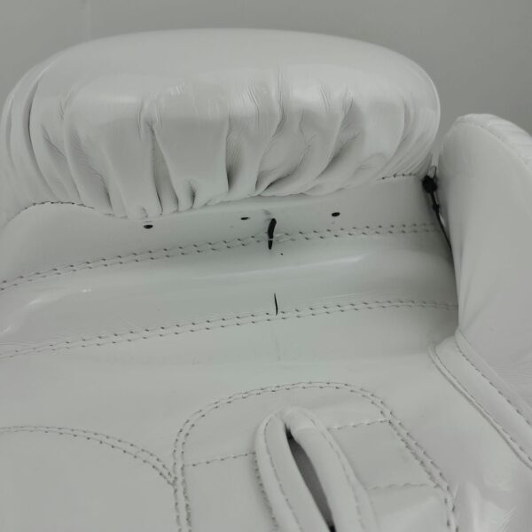 Luvas De Boxe LEONE 1947 Adulto Branco 16 OZ GN059