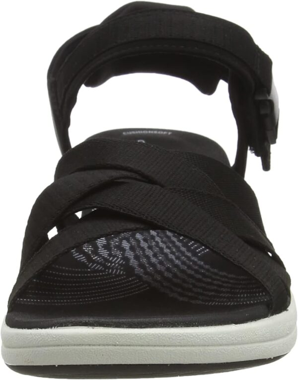 (38) Sandálias Clarks Mira Tide Preto - Mulher