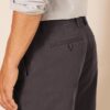 (32W) Calções Chino Corte Clássico Amazon Essentials 23 cm Cinzento Escuro Homem