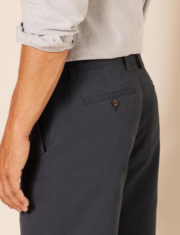 (33W) Calções Chino Corte Clássico Azul Marinho Amazon Essentials