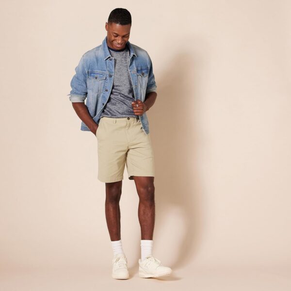 (40W) Calções Chino Corte Slim Amazon Essentials Kaki
