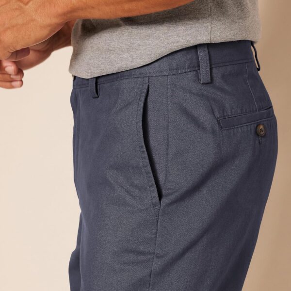 (33W) Calções Chino Corte Slim Amazon Essentials 23 cm Azul Marinho Escuro