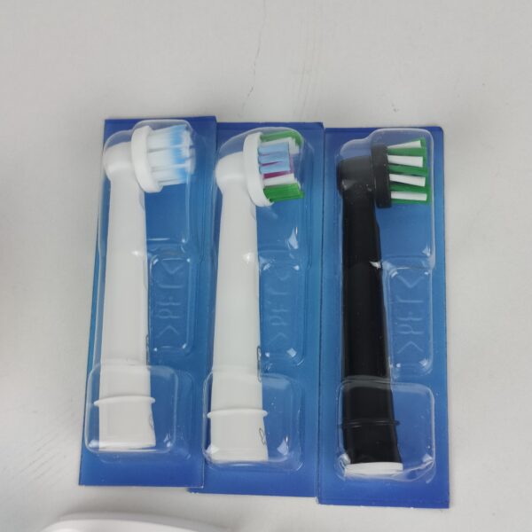 Carregador Oral-B Pro 3 e 3 Cabeças