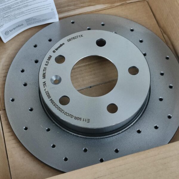 BREMBO XTRA LINE 08.7627.1X Disco de travão 264x10mm 5 cheio perfurado revestido (8020584212264) - 2 Unidades