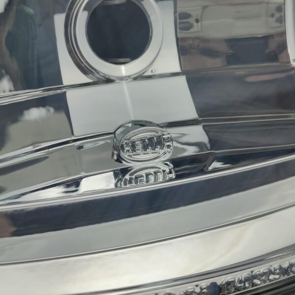 LT16X0043_7 HELLA 1FE 008 773-011 Farol de máximos longo alcance sem lâmpada - H7 (4082300165814)