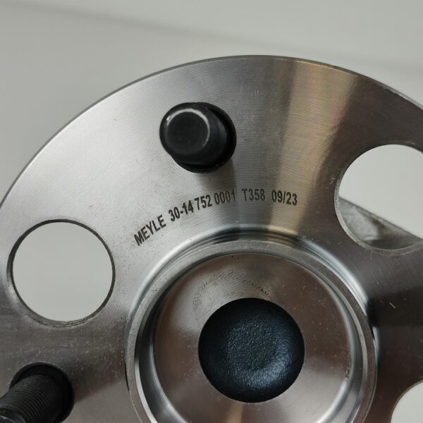 LT16X0074_6 MEYLE 30-14 752 0001 Kit de rolamento de roda eixo traseiro com sensor ABS 135 mm (4040074143254)