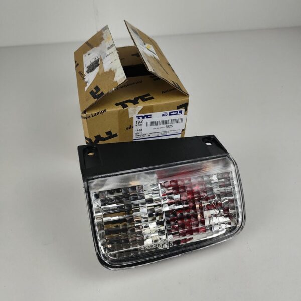 TYC 19-0662-01-2 Luz de marcha-atrás P21W sem porta-lâmpadas (8717475050080)
