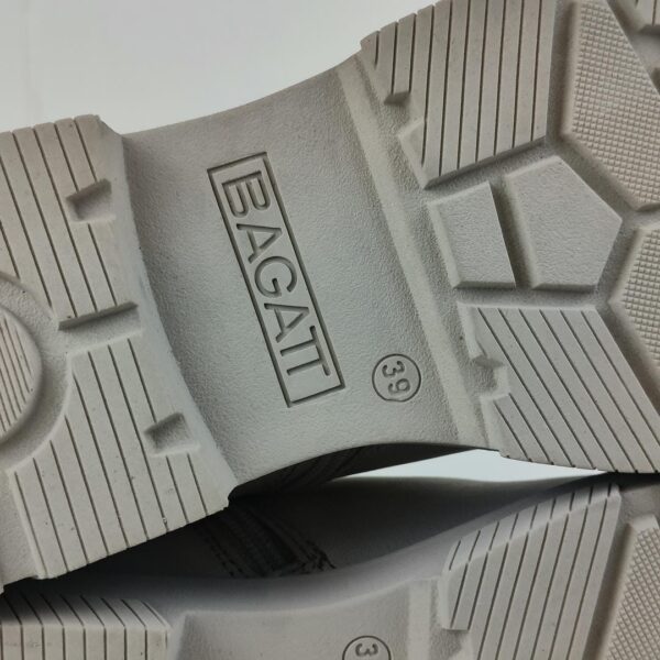 LT18X0070_8 (39) Botas Casuais BAGATT Edana com Forro Quente para Mulher Off-White