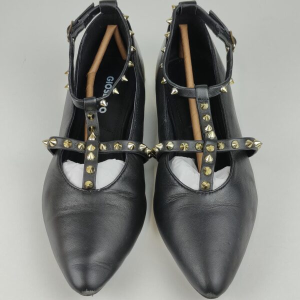 LT18X0124_11 (37) Sapatos / Sabrina GIOSEPPO Preto com tachas mulher