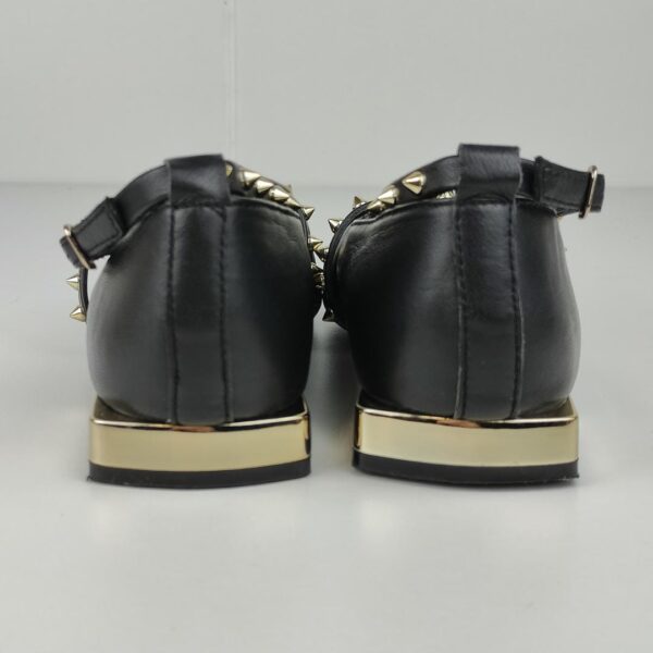 LT18X0124_13 (37) Sapatos / Sabrina GIOSEPPO Preto com tachas mulher