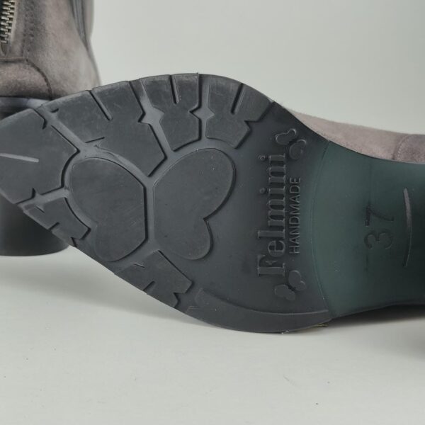 (37) Botas em Camurça Felmini D281 Camoscio Marmo
