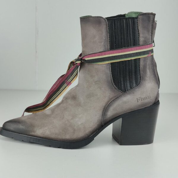 (37) Botas em Camurça Felmini D281 Camoscio Marmo