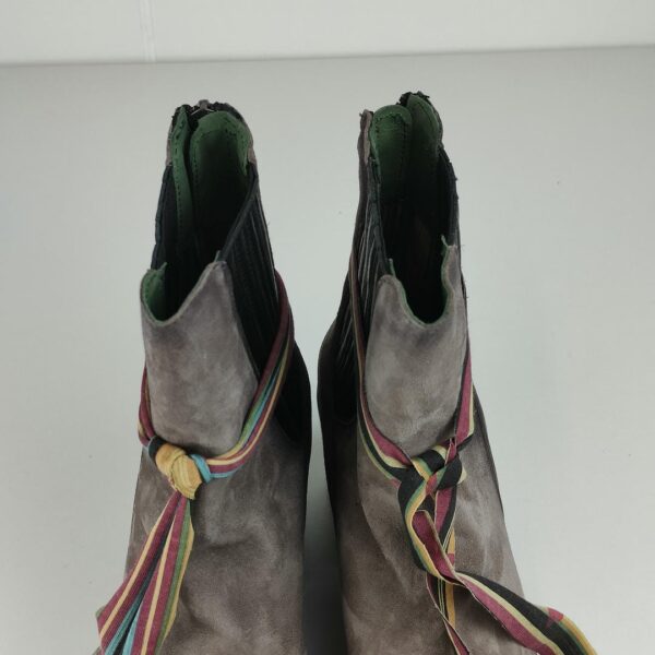 (37) Botas em Camurça Felmini D281 Camoscio Marmo