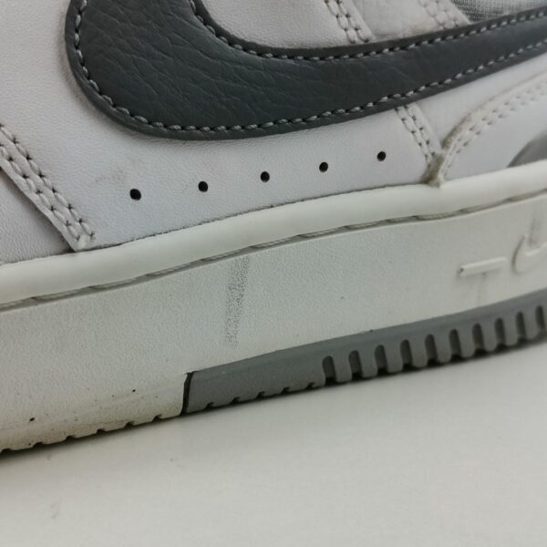 LT20X1104_12 (39) Sapatilhas Nike Gamma Force Womens para Mulher - Branco e Cinza