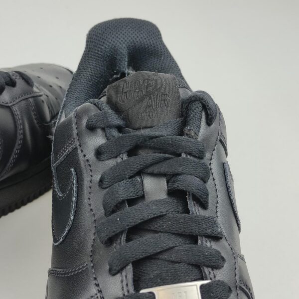 (38.5) Sapatilhas Nike Air Force 1 '07 Mulher - Preto