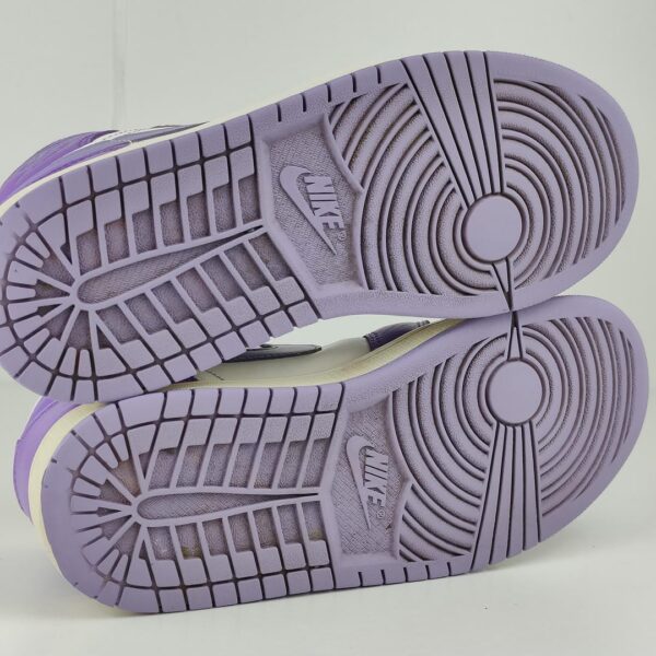 (40) Sapatilhas Nike Air Jordan 1 Mid Action grape para Mulher - Roxo