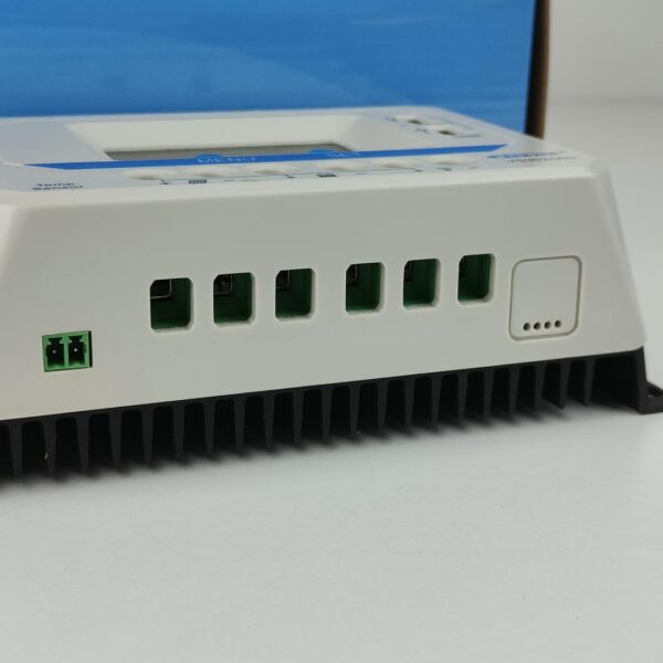 Controlador de carga 12/24V EPEVER PWM VS6024AU