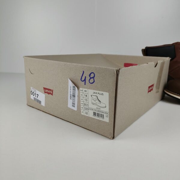 (48) Botas Levi's Modelo Jax Plus em Pele e Camurça para Homem - Castanho