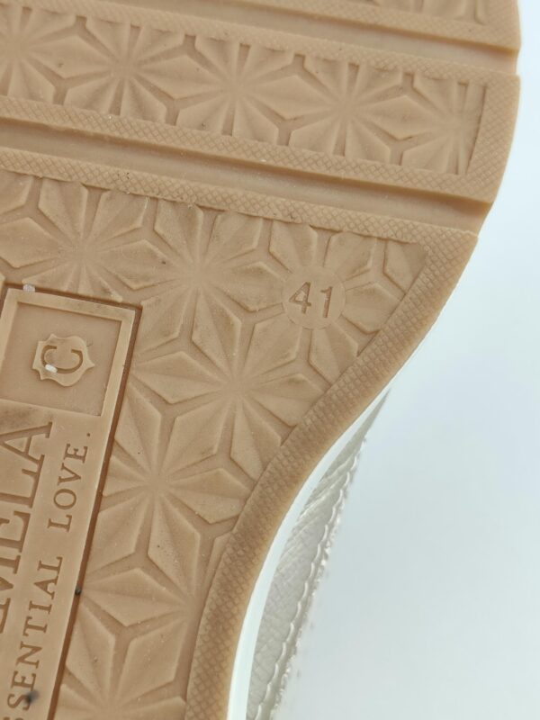 (41) Sapatilhas Sola Alta Carmela 162281 Para Beige