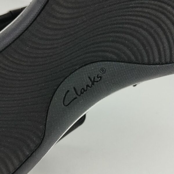 (38) Sandálias Clarks Mira Tide Preto - Mulher