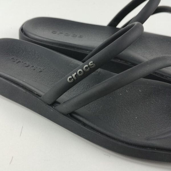 (34/35) Sandalias Crocs Miami Toe Loop Mulher Preto