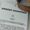 (36) Sandália plana tipo pala com tiras Amazon Essentials para Mulher - Castanho