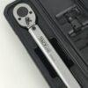 Chave Dinamométrica 1/2” Tacklife 13,6 a 203,5 Nm ±4% com Extensão e Adaptador 3/8" HTW2A