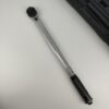 Chave Dinamométrica 1/2” Tacklife 13,6 a 203,5 Nm ±4% com Extensão e Adaptador 3/8" HTW2A
