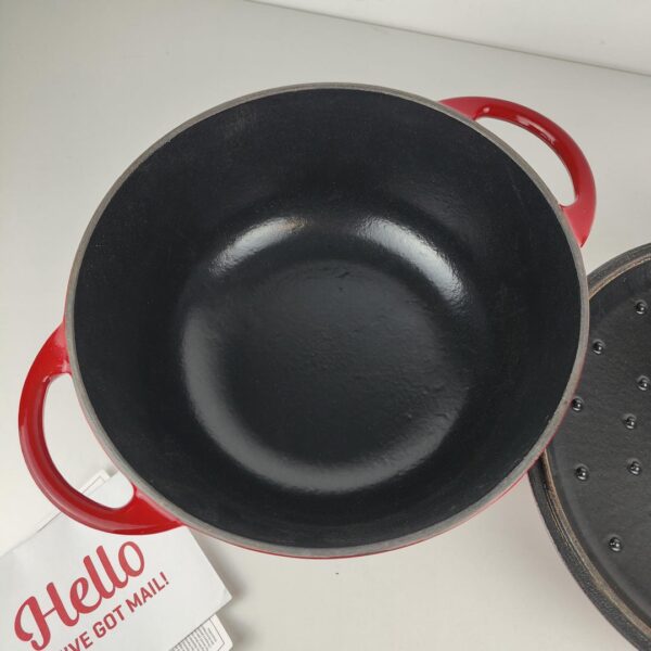 Caçarola 5.7L em Ferro Fundido Esmaltado Dutch Oven Uno Casa Vermelha com Tampa Apta para Todo o tipo fogões e fornos