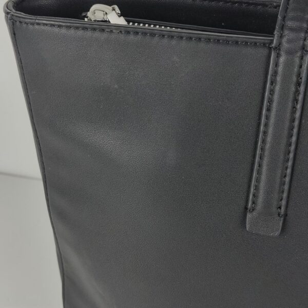 Mala de Mão Calvin Klein Must Shopper MD K60K610736 Preto 32 x 25,5 x 10 cm