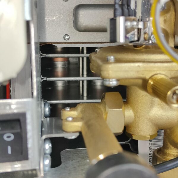 Esquentador A Gás Ariston Fast RX 11 L/min Atmosférica Butano/Propano A+