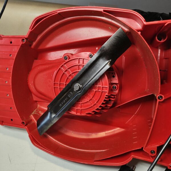Corta-relvas Elétrico Einhell 1000 W 32 cm 30 L GC-EM 1232 com Ajuste de Altura