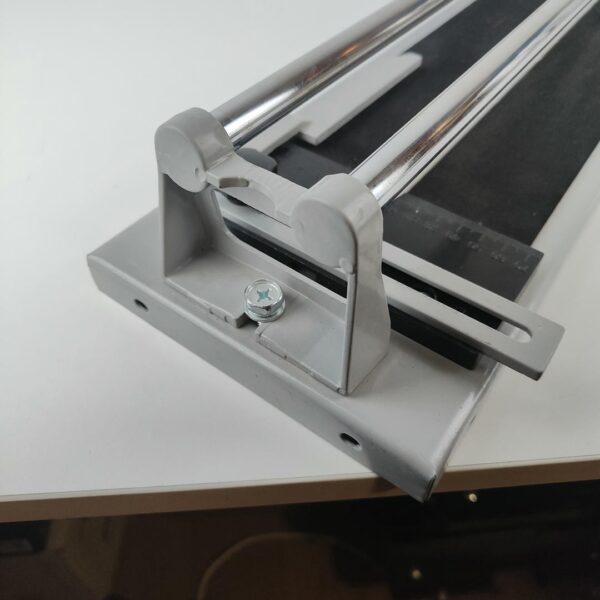 Cortador de Azulejos Manual 60 cm com Roda de Corte 22 mm Toolland