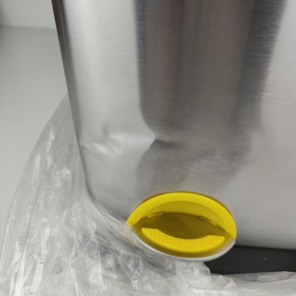 Caixote para reciclagem / separador de Cozinha 3 X 8 L com Tampas e Pedais SONGMICS