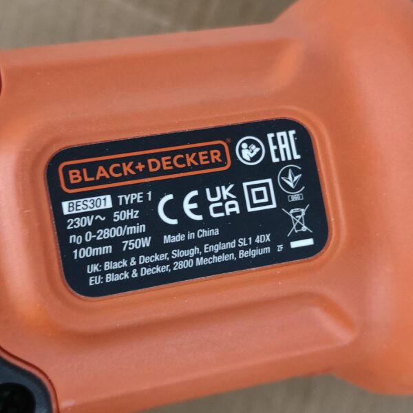 Serra de Sabre BLACK+DECKER 750 W 2800rpm Cabeçal Ajustável BES301-QS