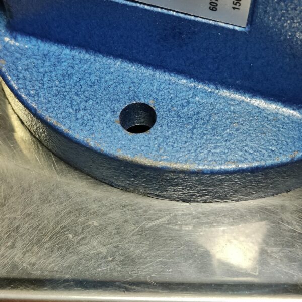 oplus_32 Torno de Bancada Profissional Bahco 150 mm e Mordentes Intercambiáveis - Modelo 607201500