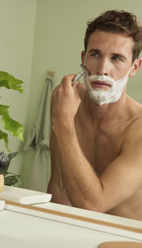 Creme de Barbear Weleda Cuidado Facial Masculino Natural 75 Ml
