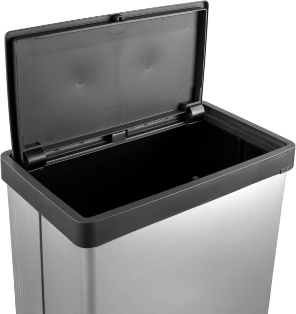 Caixote Do Lixo em Plástico Curver Verto 54 L com Tampa de Pressão 44x27x69 cm