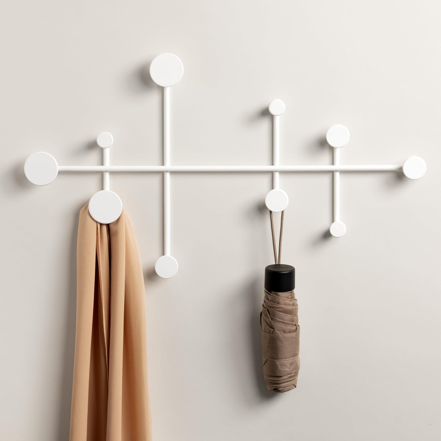 Cabide de Parede Kazai. 'Sval' Branco para Entrada e Hall com Design Exclusivo de Berlim