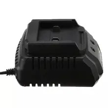 D226X3089_1775559620466_7 Carregador de Baterias Makita 21V 2A Carga Rápida com LED - Preto