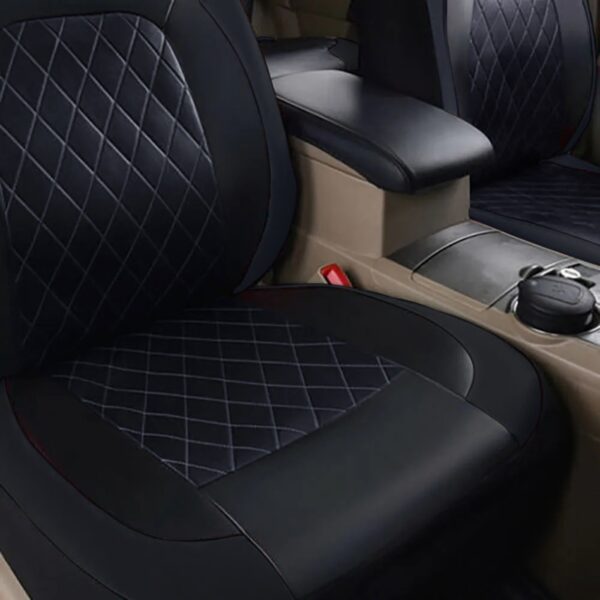 Capa de Assento para Carro Universal em Couro PU Acolchoado 5 Lugares - Preto