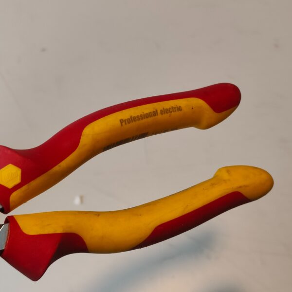 Alicates de Corte Diagonal Wiha Professional Electric com DynamicJoint