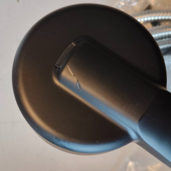 Ducha de Alta Pressão com Filtro e Suporte 4 Modos Botão ON/OFF Ideal para Águas Duras Negro