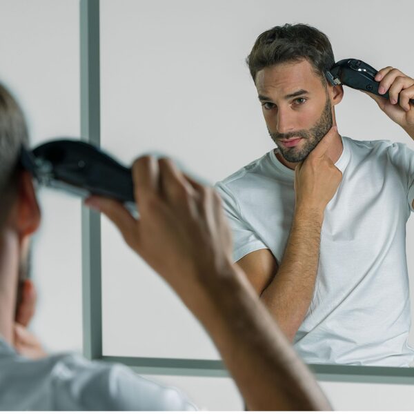 Máquina de Cortar Cabelo Wahl Elite Pro com Lâminas de Precisão e Pentes Premium - Preto