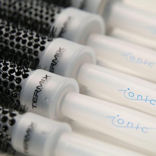 Escova Redonda Profissional Termix C·Ramic Evolution Antirrotura Secagem Rápida (60)