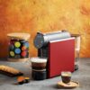 Cafeteira Delta Q Mini Qool para Cápsulas Compacta Versátil Minimalista Cor Vermelha