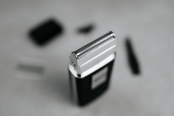 Máquina de Barbear Elétrica Wahl Travel Shaver Sem Fios Recarregável Compacta e Portátil