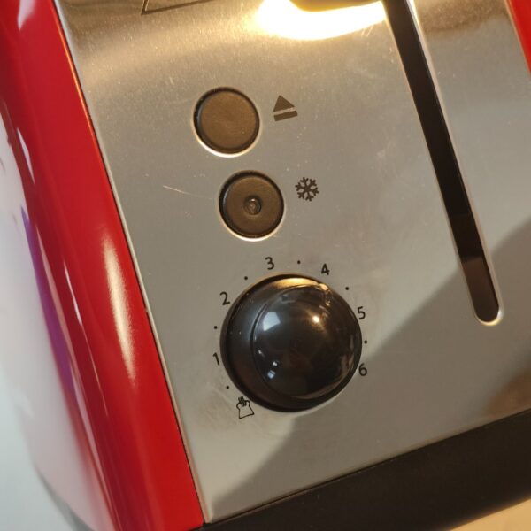 Torradeira Dupla Russell Hobbs Colours Plus 26554-56 2 Ranhuras Curta Largura Aço Inoxidável Vermelho