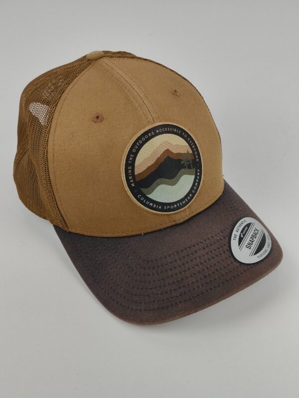 Boné Columbia com Malha Posterior e Logótipo Bordado Mesh Snap Back