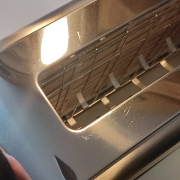 Torradeira Ranhura Longa e Larga 2 Fatias Russell Hobbs Adventure 21396-56 Inox